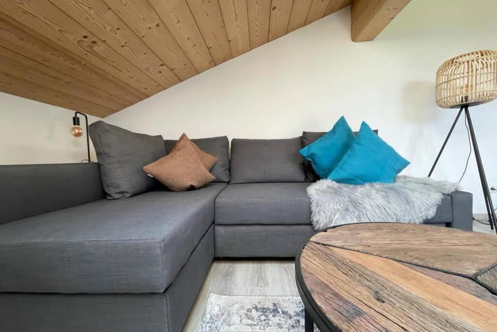 Gemuetliche Ferienwohnung Im Dg Am Tegernsee - Bergblick, Ruhe & Ganz Viel Platz Bad Wiessee Exterior foto